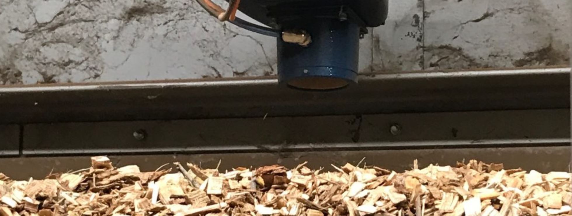 Mesure d'humidité en ligne IR-3000 sur plaquettes de bois